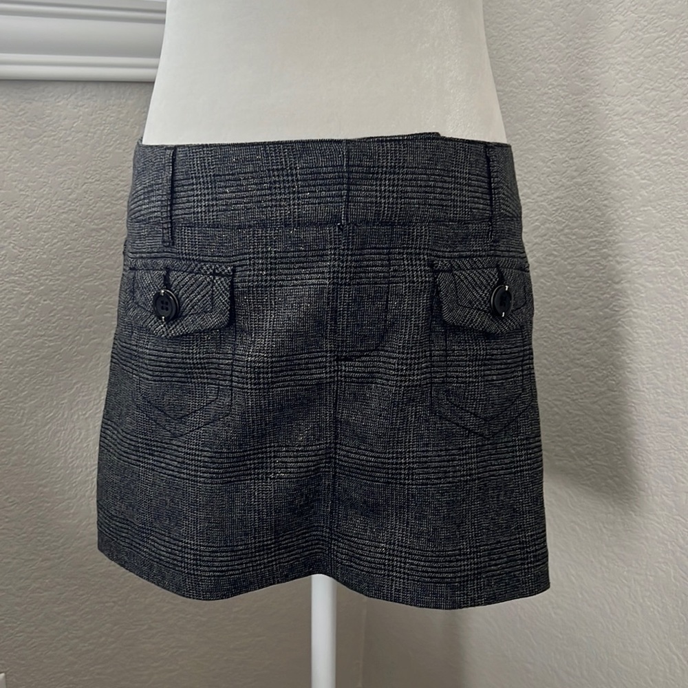 Guess mini skirt
